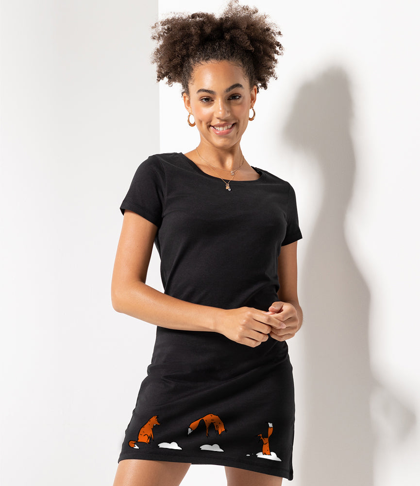 Jumping fox t-shirt dress