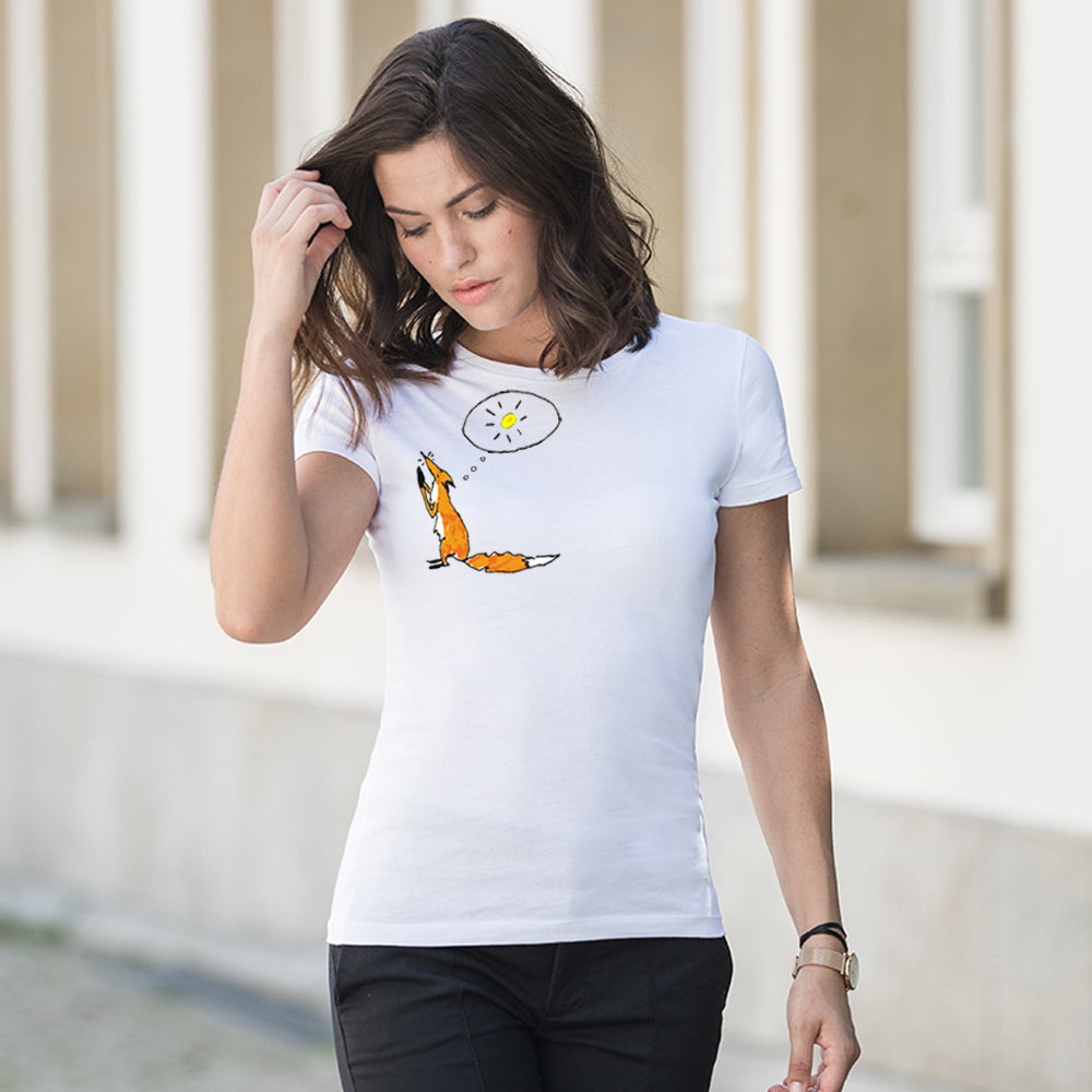 Praying fox women t-shirt